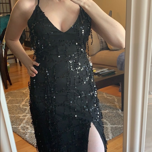 Beautiful Formal Black, Sequin Dress - Picture 4 of 6